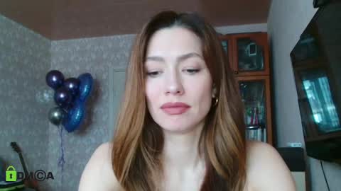 Snapshot of alicia_savory chatting on 01/03/25, 08:10 Alicia online show from 01/03/25, 08:10