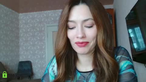 Snapshot of alicia_savory chatting on 01/07/25, 08:24 Alicia online show from 01/07/25, 08:24