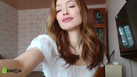 Snapshot of alicia_savory chatting on 02/21/25, 04:29 Alicia online show from 02/21/25, 04:29