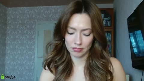 Snapshot of alicia_savory chatting on 11/20/25, 09:53 Alicia online show from 11/20/25, 09:53