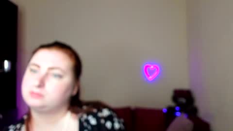 Snapshot of alicia_side_red chatting on 06/24/26, 11:20 Alicia online show from 06/24/26, 11:20