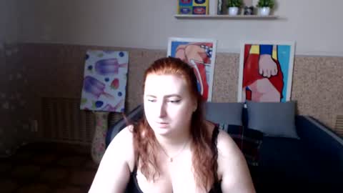 Snapshot of alicia_side_red chatting on 07/13/26, 05:21 Alicia online show from 07/13/26, 05:21