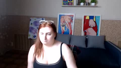 Snapshot of alicia_side_red chatting on 07/14/26, 10:21 Alicia online show from 07/14/26, 10:21