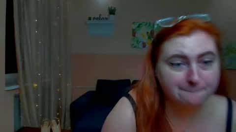 Snapshot of alicia_side_red chatting on 07/25/26, 06:33 Alicia online show from 07/25/26, 06:33