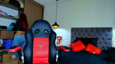 Snapshot of alicia_wonder_dl chatting on 09/10/25, 11:54 Ali online show from 09/10/25, 11:54