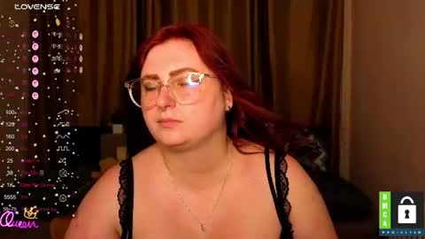 Snapshot of aliciaaared_kis chatting on 06/15/26, 11:23 Alicia online show from 06/15/26, 11:23