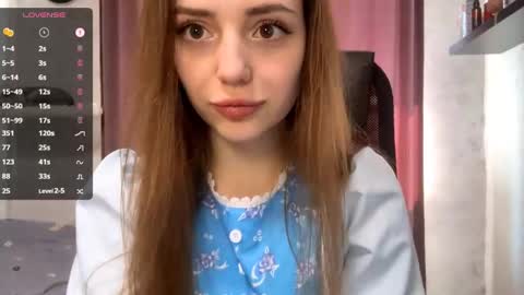 Snapshot of aliciacampbellia chatting on 06/04/26, 06:52 Alice online show from 06/04/26, 06:52