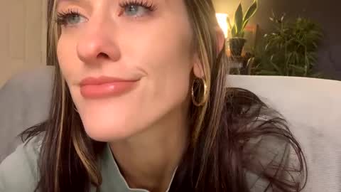 teacherspet69 online show from 11/14/25, 08:35