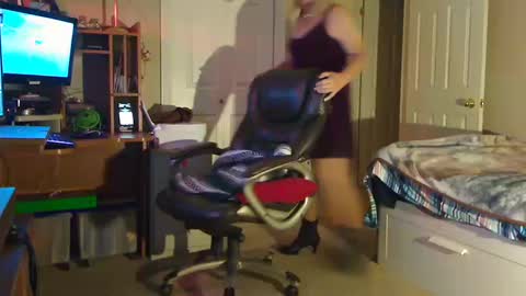 Alicia deHart  Help me reach 1000 Followers. Its FREE online show from 10/12/25, 01:37