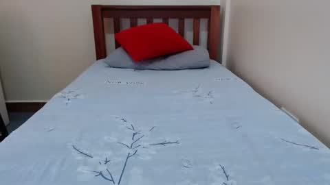 Snapshot of alicialust1 chatting on 12/19/24, 10:34 alicialust1 online show from 12/19/24, 10:34