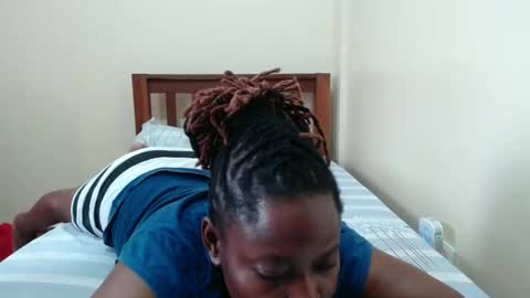 Snapshot of alicialust1 chatting on 03/12/25, 07:02 alicialust1 online show from 03/12/25, 07:02