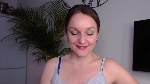 Alicia online show from 02/07/25, 03:08