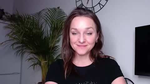 Alicia online show from 02/10/25, 06:35