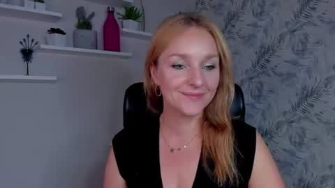 Alicia online show from 07/28/26, 07:59