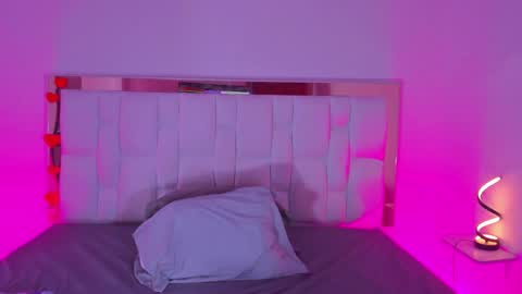 Alicia  online show from 04/10/26, 01:33