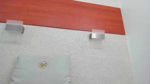 Snapshot of alicie_green chatting on 11/27/25, 02:24 im tutti online show from 11/27/25, 02:24