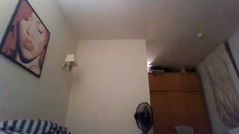 Snapshot of alien_alien chatting on 08/09/26, 01:07 alien_alien online show from 08/09/26, 01:07