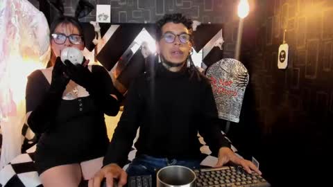 Snapshot of alien_high chatting on 10/17/25, 09:01 AlienHigh FlashNigga online show from 10/17/25, 09:01