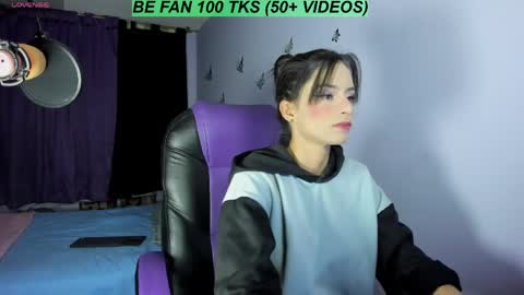 Aiko  Independent Model  online show from 04/08/26, 12:54