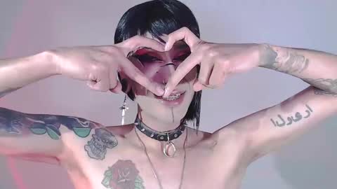     online show from 12/30/24, 08:43