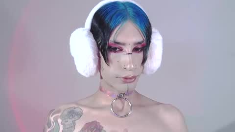     online show from 01/15/25, 04:47