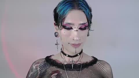     online show from 03/04/25, 05:11