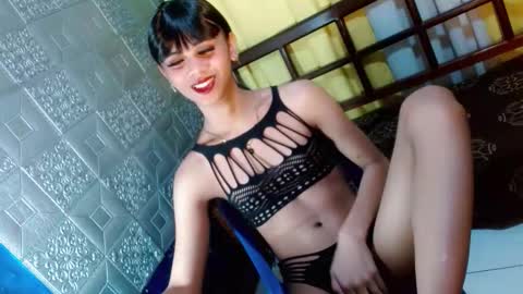 aliexagrey online show from 04/17/26, 07:33