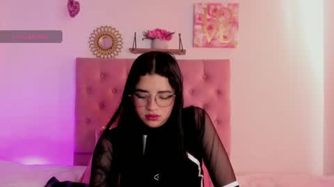aliice_walker_ online show from 12/05/24, 03:39
