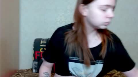 Snapshot of aliiice_stone chatting on 12/04/25, 11:35 Alice online show from 12/04/25, 11:35