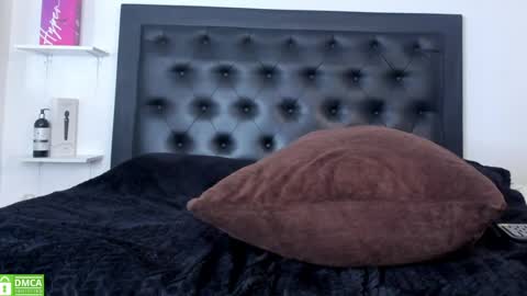 alika_jonhson_ online show from 04/09/26, 03:50