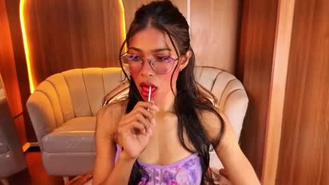alina_b_ online show from 05/06/26, 08:03