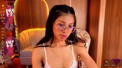 Snapshot of alina_b_ chatting on 07/06/26, 08:11 alina_b_ online show from 07/06/26, 08:11