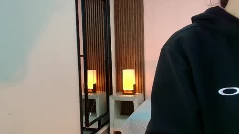 Alina online show from 04/22/26, 11:45