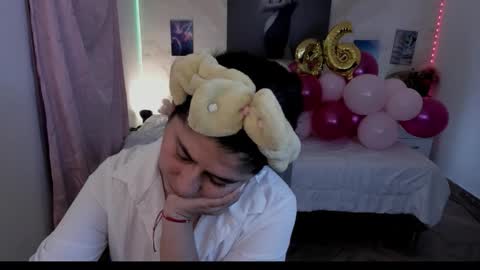 alinabozz1 online show from 03/29/26, 02:00