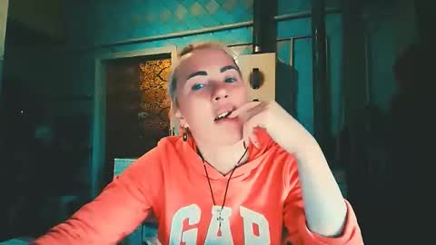 Alina online show from 04/27/26, 09:07