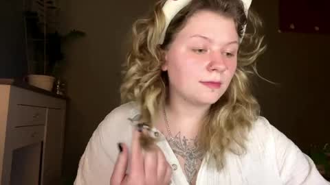 Alina online show from 04/28/26, 09:53
