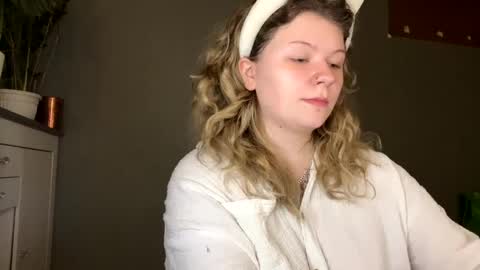 Alina online show from 05/10/26, 12:54