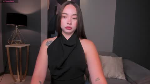 alinakravitz_ online show from 03/27/26, 12:16