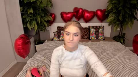 Alina online show from 02/11/26, 06:35