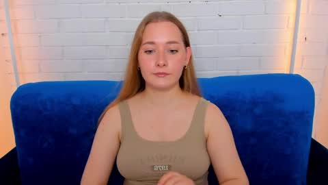 Snapshot of alinawise chatting on 05/26/26, 01:34 alinawise online show from 05/26/26, 01:34