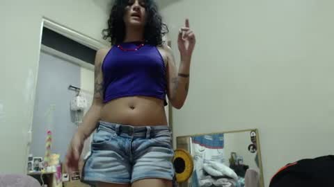 Snapshot of alinawoolf_ chatting on 06/21/26, 03:53 Ali online show from 06/21/26, 03:53