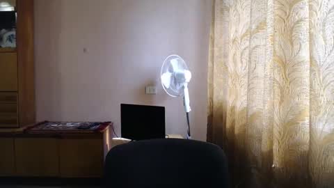 AlinaxJames online show from 04/19/26, 11:53