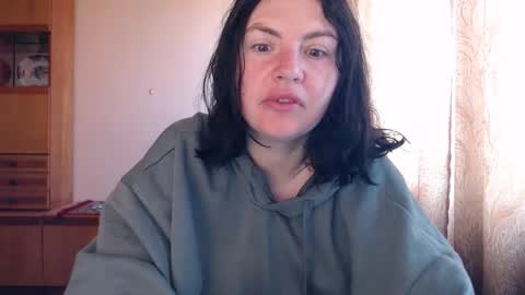 Snapshot of alinaxjames chatting on 05/05/26, 07:38 AlinaxJames online show from 05/05/26, 07:38
