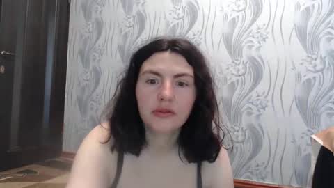 Snapshot of alinaxjames chatting on 06/05/26, 08:53 AlinaxJames online show from 06/05/26, 08:53