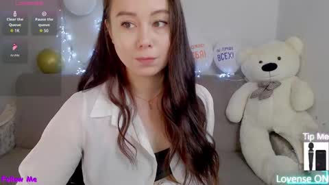 AlinaXRose online show from 11/04/25, 07:29