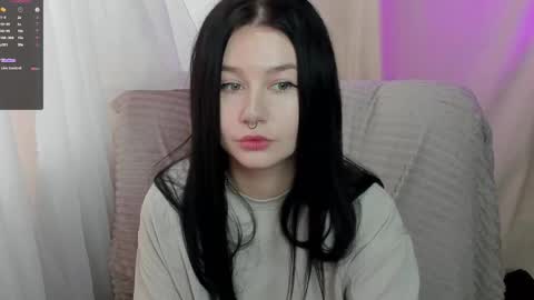 Snapshot of alinegreeeen chatting on 02/10/25, 03:35 Aline Greeeen online show from 02/10/25, 03:35