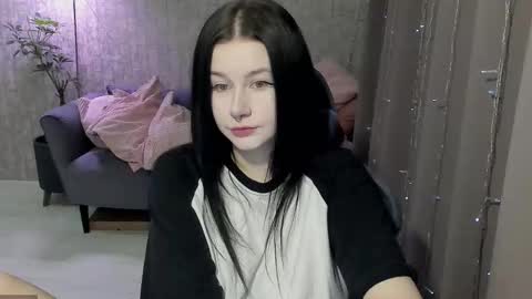 Aline Greeeen online show from 11/02/25, 01:19