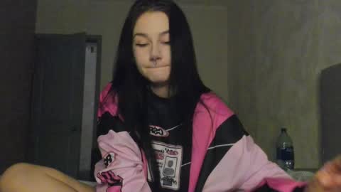 Aline Greeeen online show from 04/23/26, 07:09