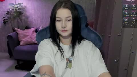 Aline Greeeen online show from 04/24/26, 08:28