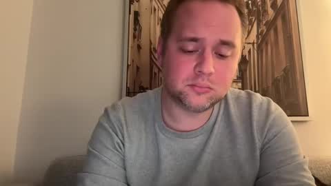 Snapshot of alinick0125 chatting on 01/18/25, 07:04 Nick online show from 01/18/25, 07:04